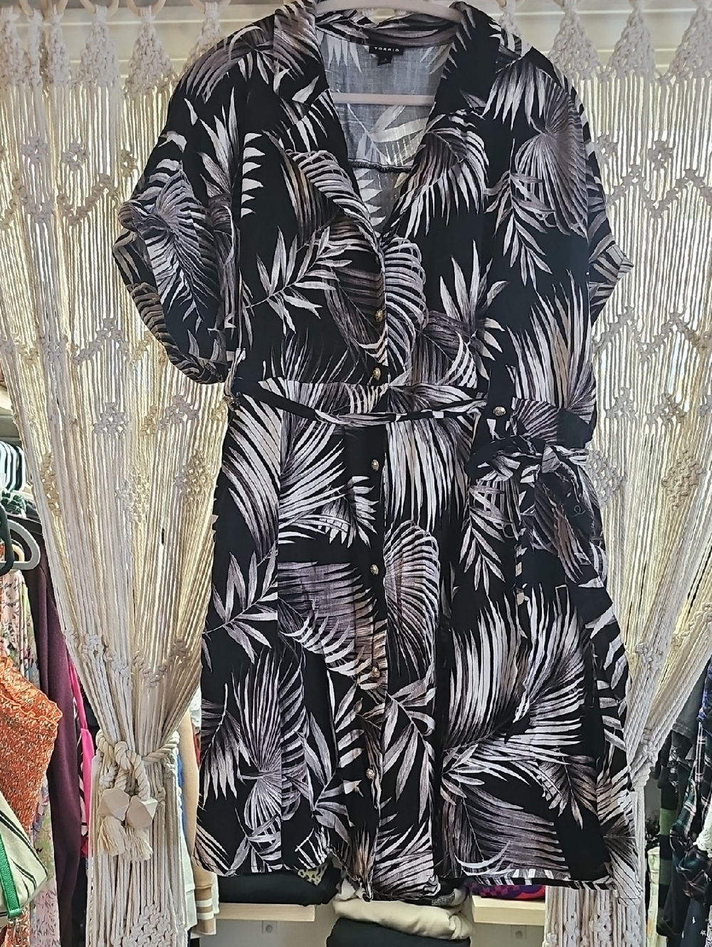 torrid Black & Gray Palm-Print Shirt Dress